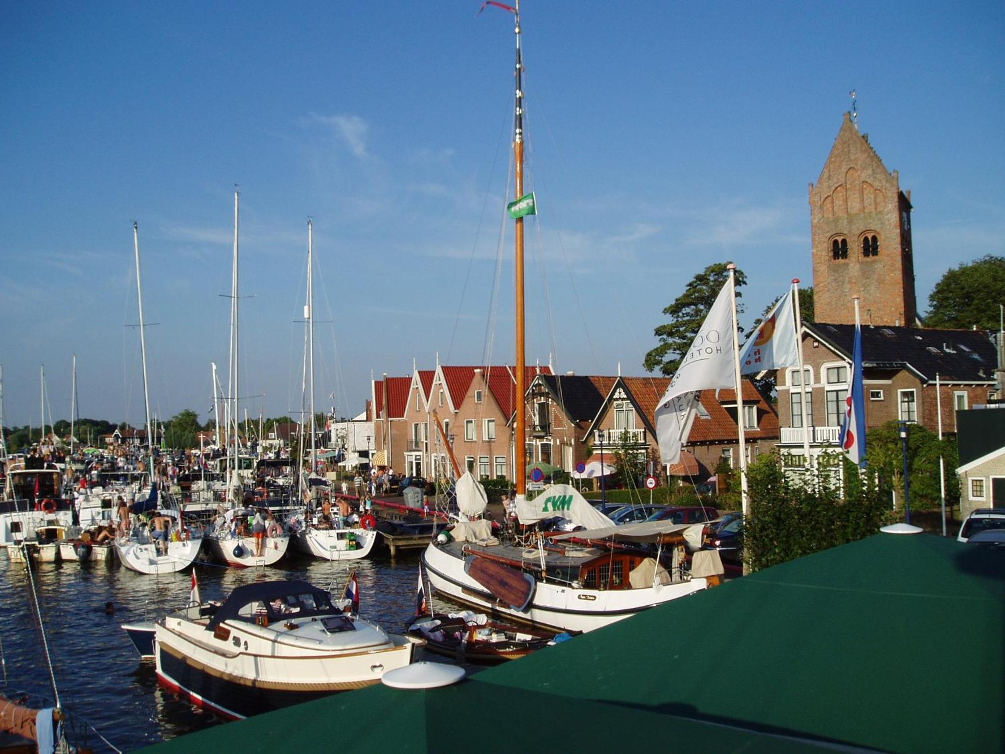 De Thuiskamer In Grou Als B&B Of Vakantiehuis Eksteriør bilde