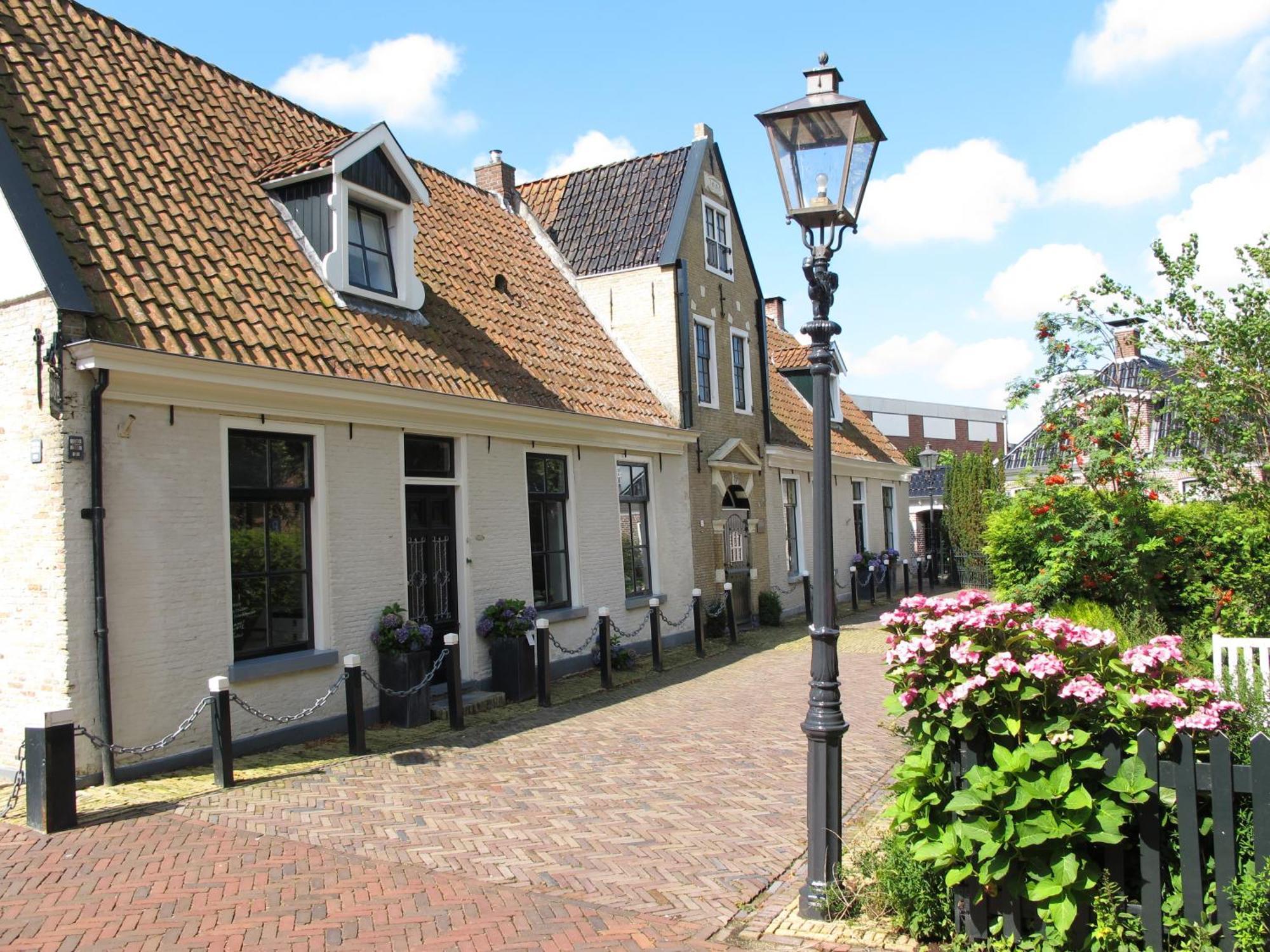 De Thuiskamer In Grou Als B&B Of Vakantiehuis Eksteriør bilde
