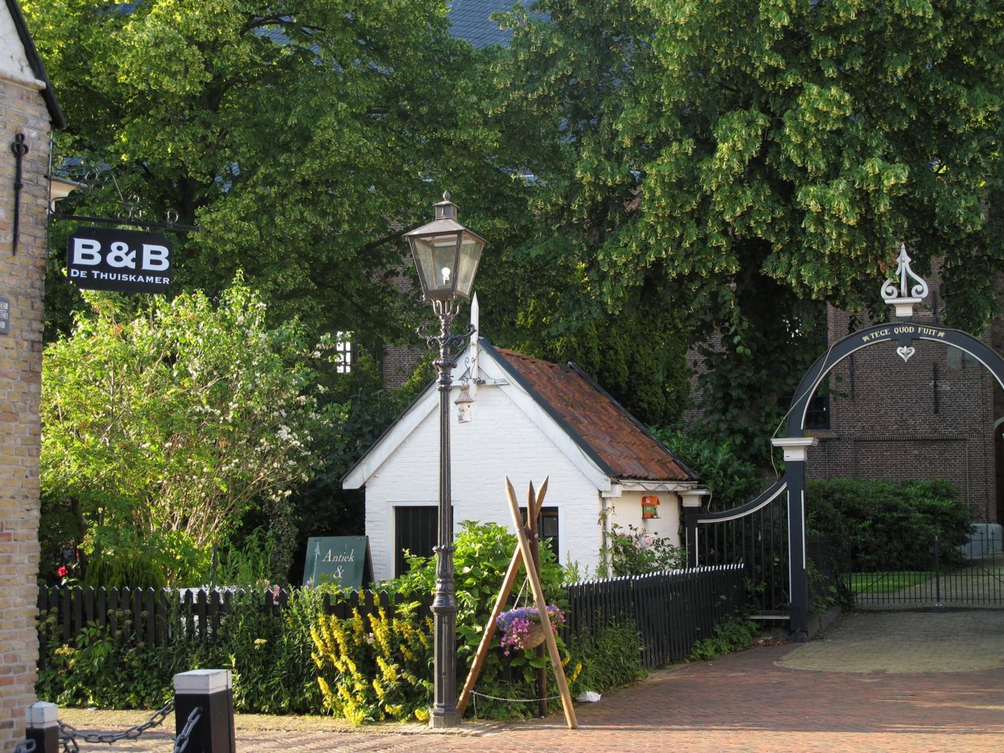 De Thuiskamer In Grou Als B&B Of Vakantiehuis Eksteriør bilde